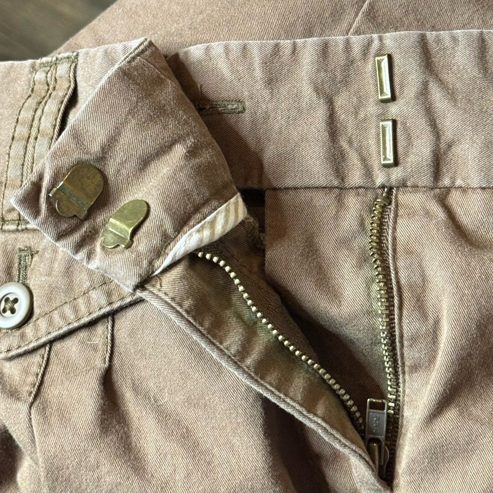 LOFT Brownf Chino Shorts size 2 - Picture 5 of 5